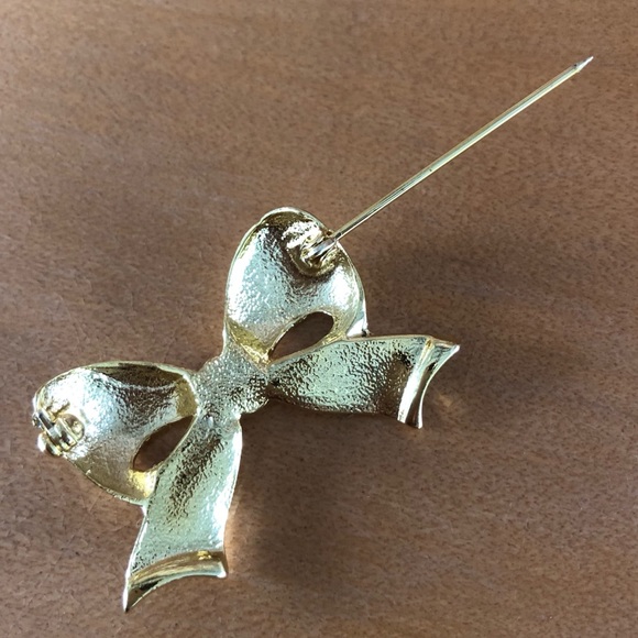 Gold & Rhinestone Bow w/Box - Picture 5 of 7